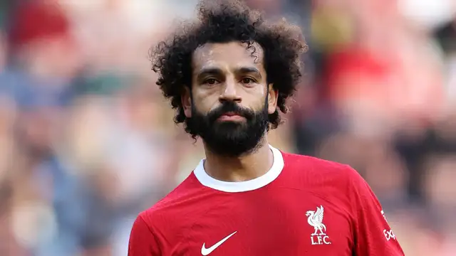 Title:Mohamed Salah Contemplates Move to Al-Ittihad from Liverpool as £80 Million Bid Emerges