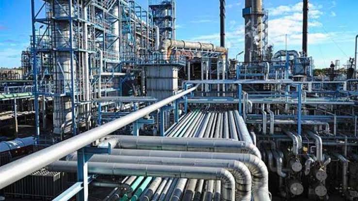 Subsidy Removal: FG Announces Date for Commencement of Operations at Nigeria's Largest Refinery Company